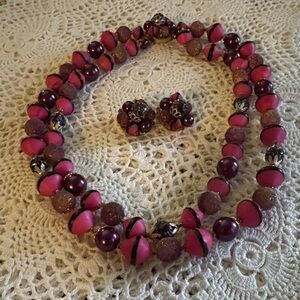 Chic Pink Beaded Necklace and Earring Set